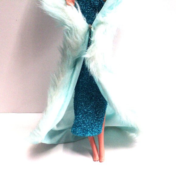 Barbie Magic Moves Original Cape, Not Original Dress 1966 Defects-Spot on Cape - Picture 3 of 10